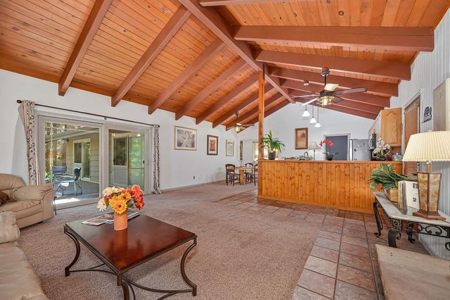 4599 Rivendale Rd, Placerville, CA 95709