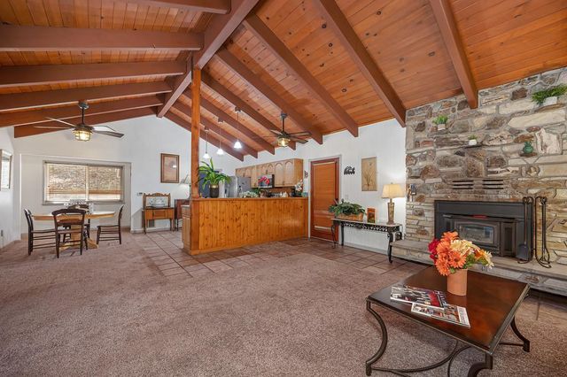 4599 Rivendale Rd, Placerville, CA 95709