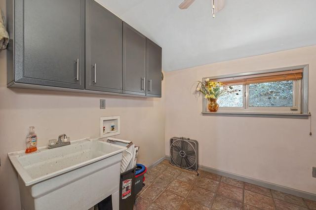 4599 Rivendale Rd, Placerville, CA 95709
