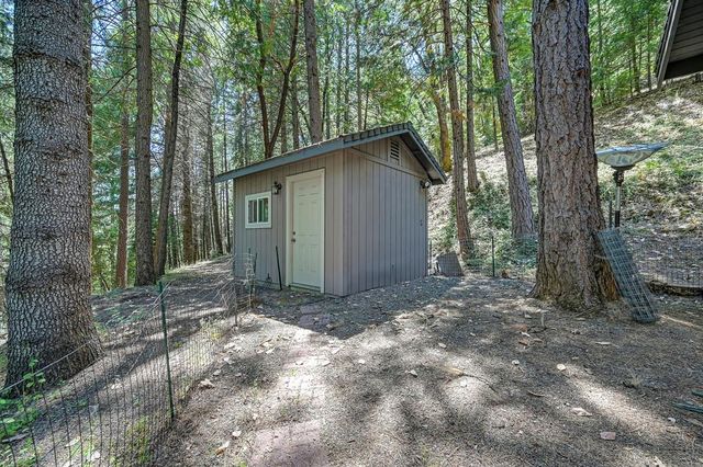 4599 Rivendale Rd, Placerville, CA 95709