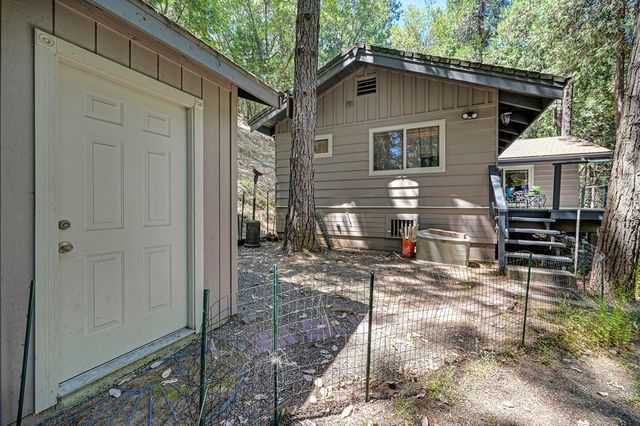 4599 Rivendale Rd, Placerville, CA 95709