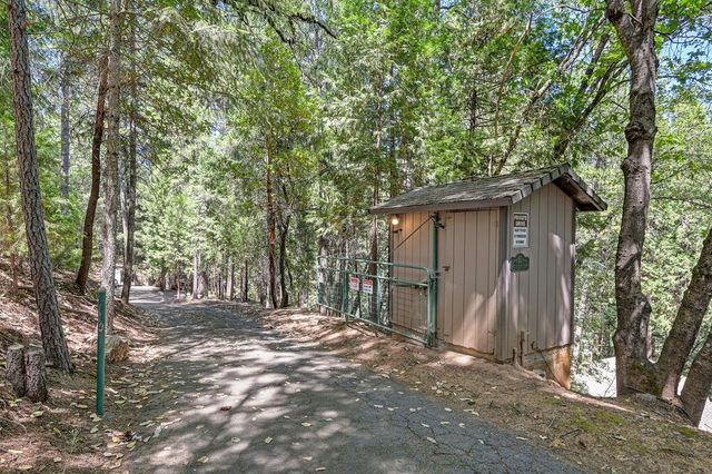 4599 Rivendale Rd, Placerville, CA 95709