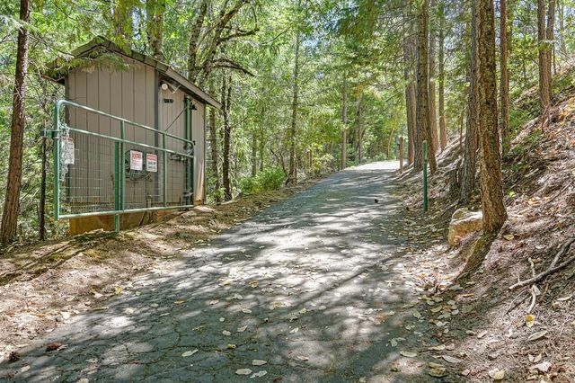 4599 Rivendale Rd, Placerville, CA 95709