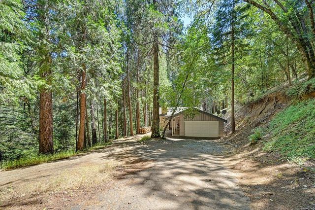 4599 Rivendale Rd, Placerville, CA 95709