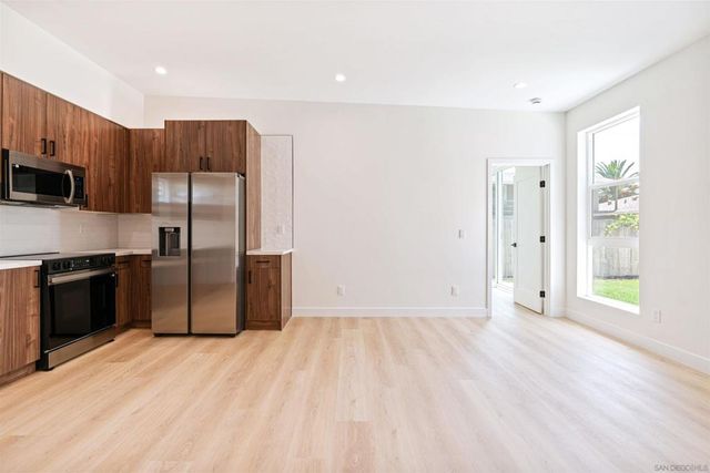 1160 Erica St, Escondido, CA 92027