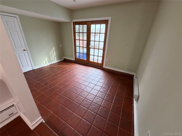 221 Washington Boulevard, Long Beach, NY 11561