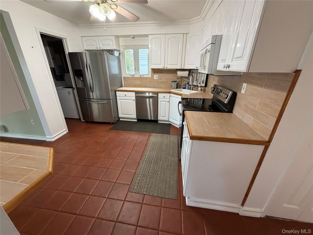 221 Washington Boulevard, Long Beach, NY 11561