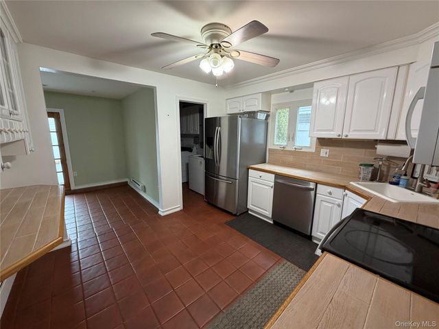 221 Washington Boulevard, Long Beach, NY 11561