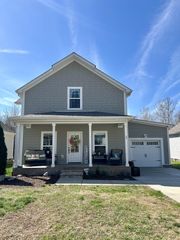 27 Sycamore Rdg, W, Burns, TN 37029