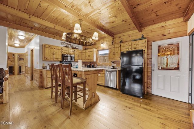 2818 Seth Road, Pigeon Forge, TN 37863