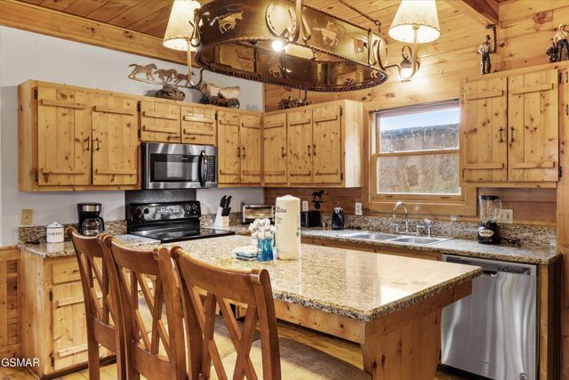 2818 Seth Road, Pigeon Forge, TN 37863