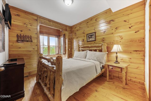 2818 Seth Road, Pigeon Forge, TN 37863