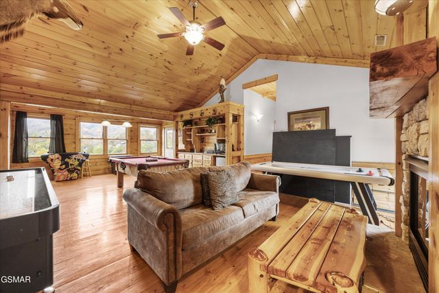 2818 Seth Road, Pigeon Forge, TN 37863