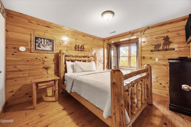 2818 Seth Road, Pigeon Forge, TN 37863