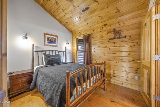 2818 Seth Road, Pigeon Forge, TN 37863