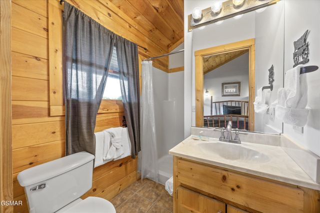 2818 Seth Road, Pigeon Forge, TN 37863