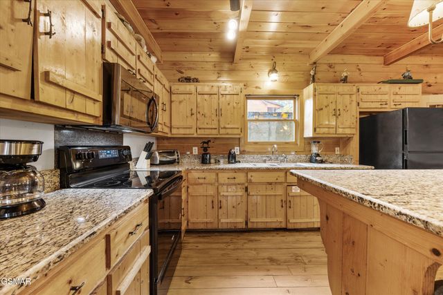 2818 Seth Road, Pigeon Forge, TN 37863