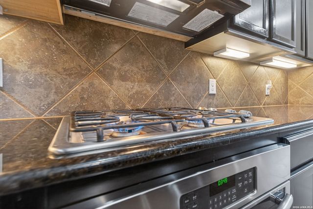 805 Raceland Rd., San Antonio, TX 78245