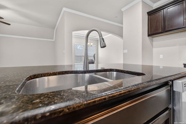 805 Raceland Rd., San Antonio, TX 78245