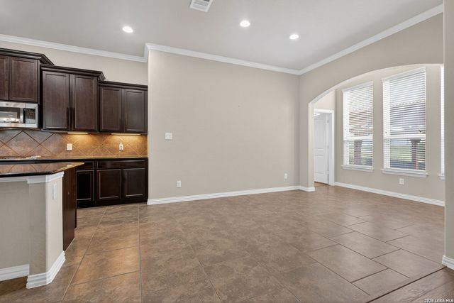 805 Raceland Rd., San Antonio, TX 78245