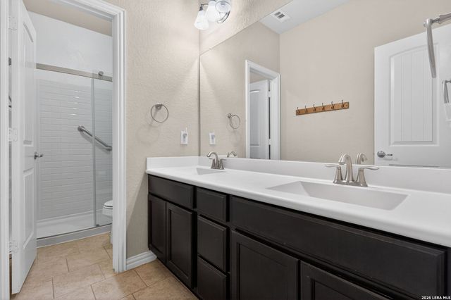 805 Raceland Rd., San Antonio, TX 78245