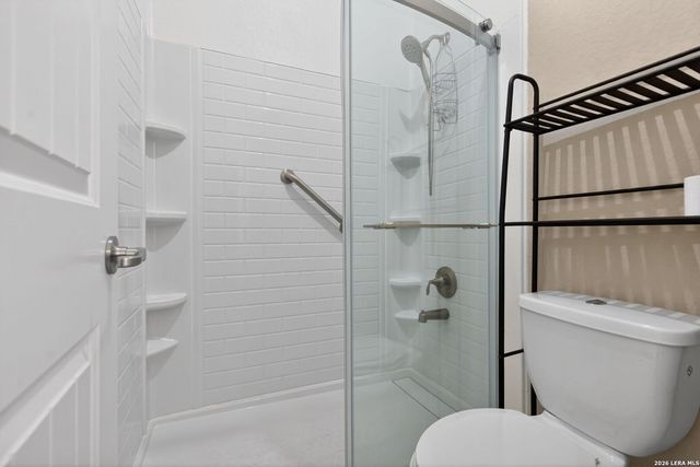805 Raceland Rd., San Antonio, TX 78245