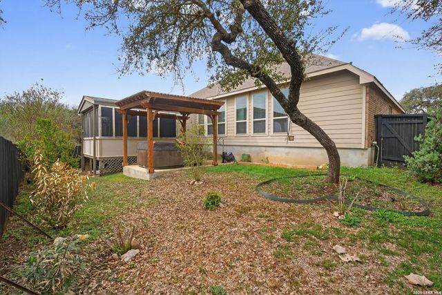805 Raceland Rd., San Antonio, TX 78245