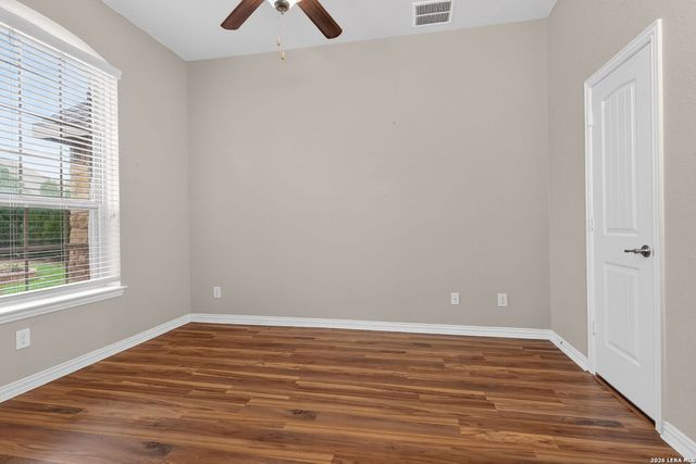 805 Raceland Rd., San Antonio, TX 78245