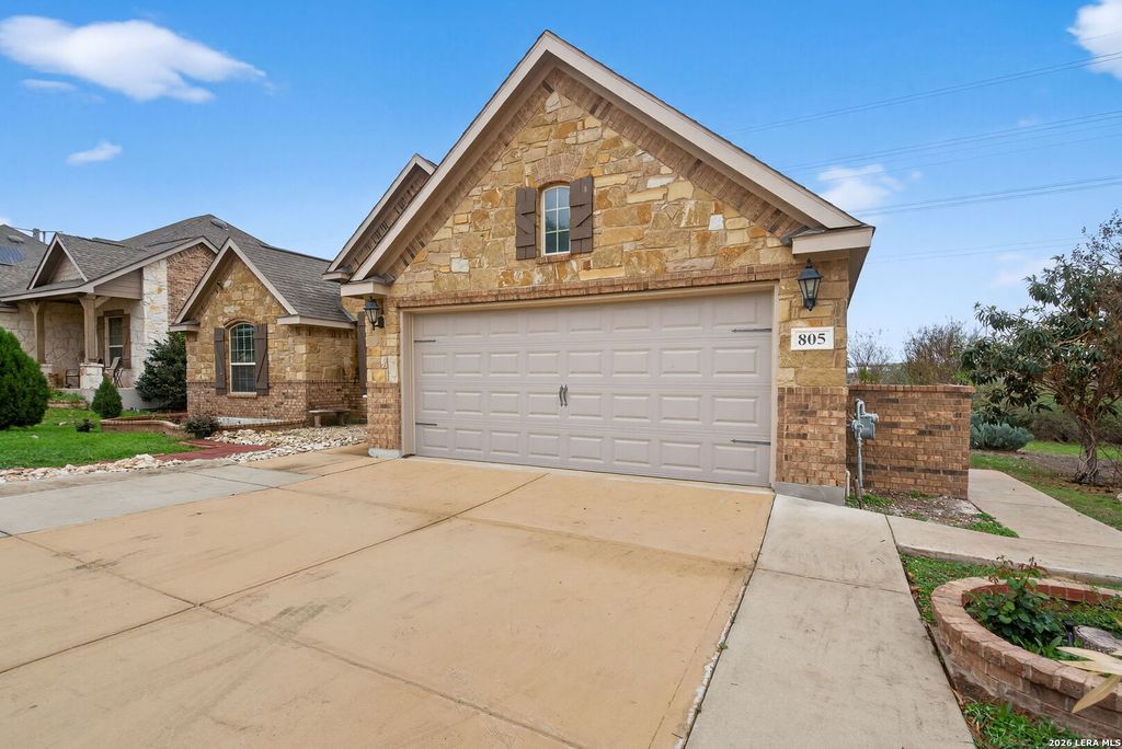 805 Raceland Rd., San Antonio, TX 78245