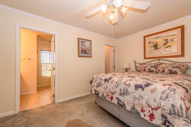 27881 CASCADE RD, Hot Springs, SD 57747