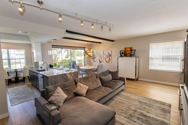 17329 Boca Club Boulevard Unit 1, Boca Raton, FL 33487