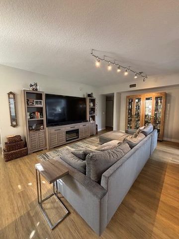 17329 Boca Club Boulevard Unit 1, Boca Raton, FL 33487