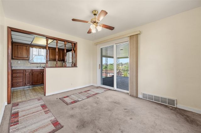 1026 McCoy Rd, Kennedy Twp, PA 15136