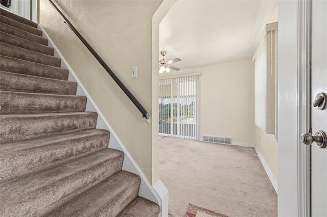 1026 McCoy Rd, Kennedy Twp, PA 15136