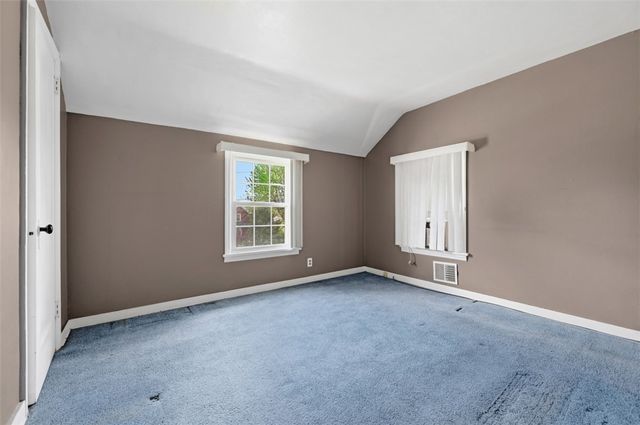 1026 McCoy Rd, Kennedy Twp, PA 15136