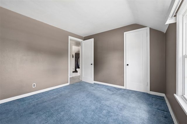 1026 McCoy Rd, Kennedy Twp, PA 15136