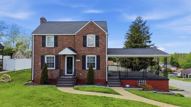 1026 McCoy Rd, Kennedy Twp, PA 15136