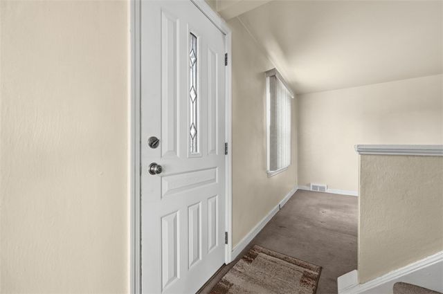 1026 McCoy Rd, Kennedy Twp, PA 15136