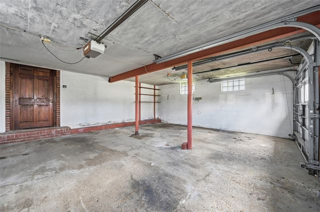 1026 McCoy Rd, Kennedy Twp, PA 15136