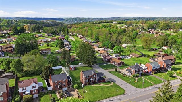 1026 McCoy Rd, Kennedy Twp, PA 15136
