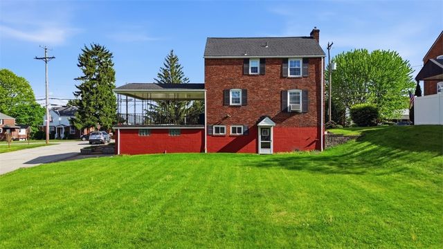 1026 McCoy Rd, Kennedy Twp, PA 15136