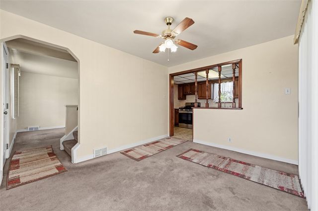 1026 McCoy Rd, Kennedy Twp, PA 15136