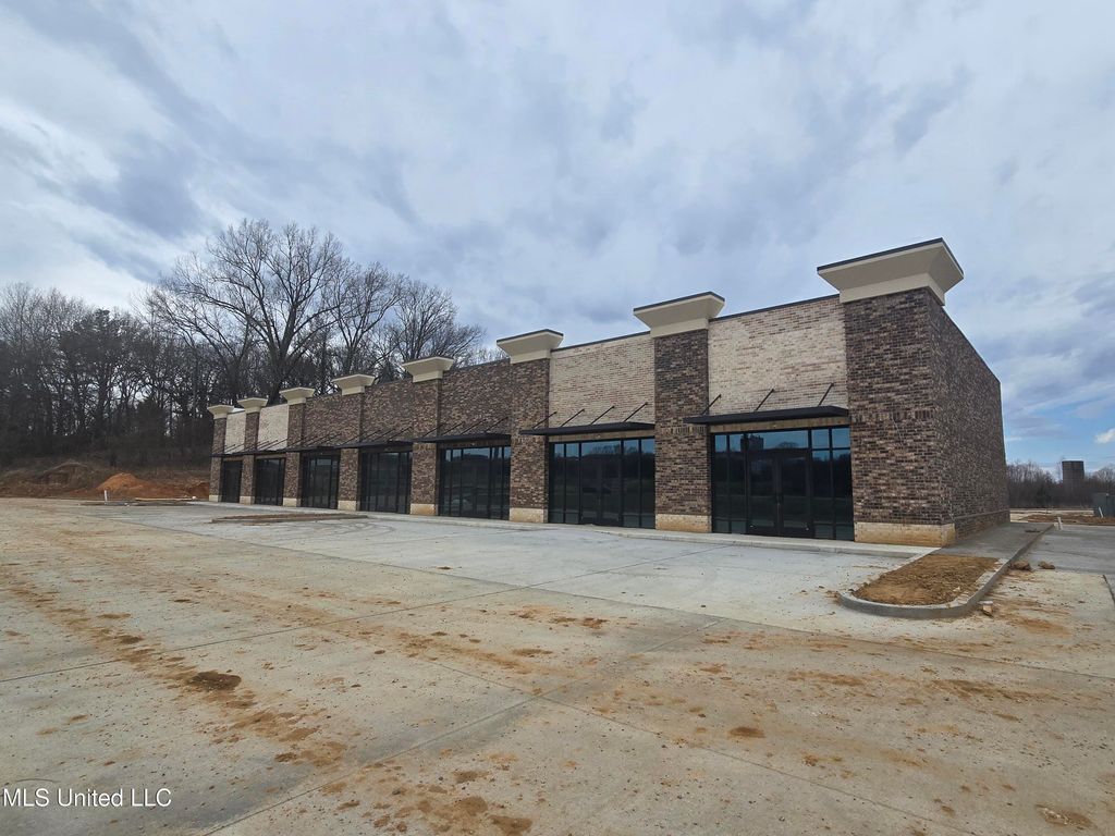4905 Ms-305, Olive Branch, MS 38654 — exterior