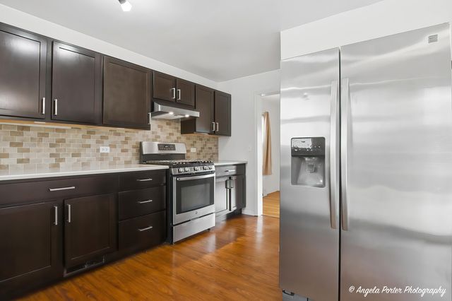 1124 Fulton Avenue, Winthrop Harbor, IL 60096