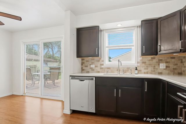 1124 Fulton Avenue, Winthrop Harbor, IL 60096