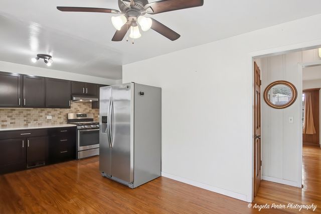 1124 Fulton Avenue, Winthrop Harbor, IL 60096