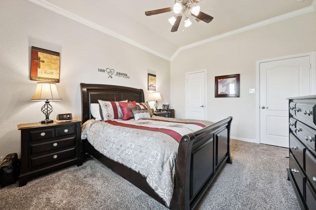 7910 Brooks Crossing Drive, Baytown, TX 77521