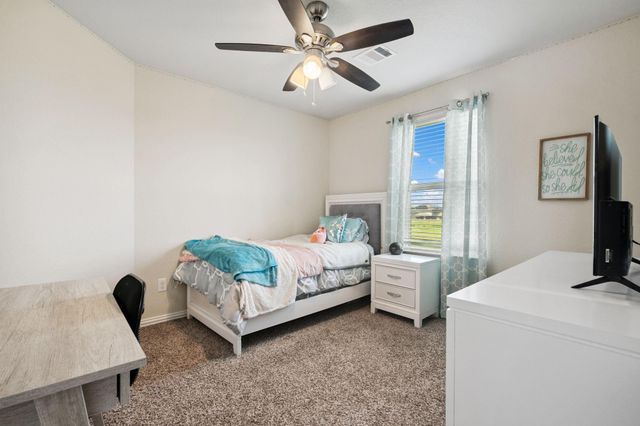 7910 Brooks Crossing Drive, Baytown, TX 77521