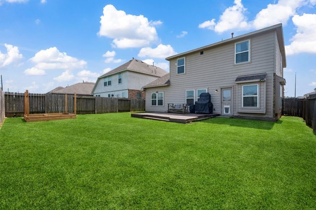 7910 Brooks Crossing Drive, Baytown, TX 77521