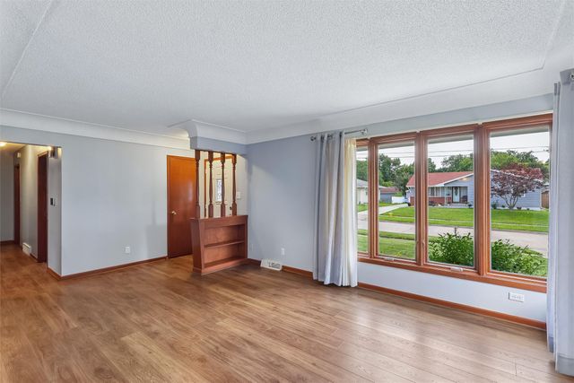 3917 Merced Street, Des Moines, IA 50310
